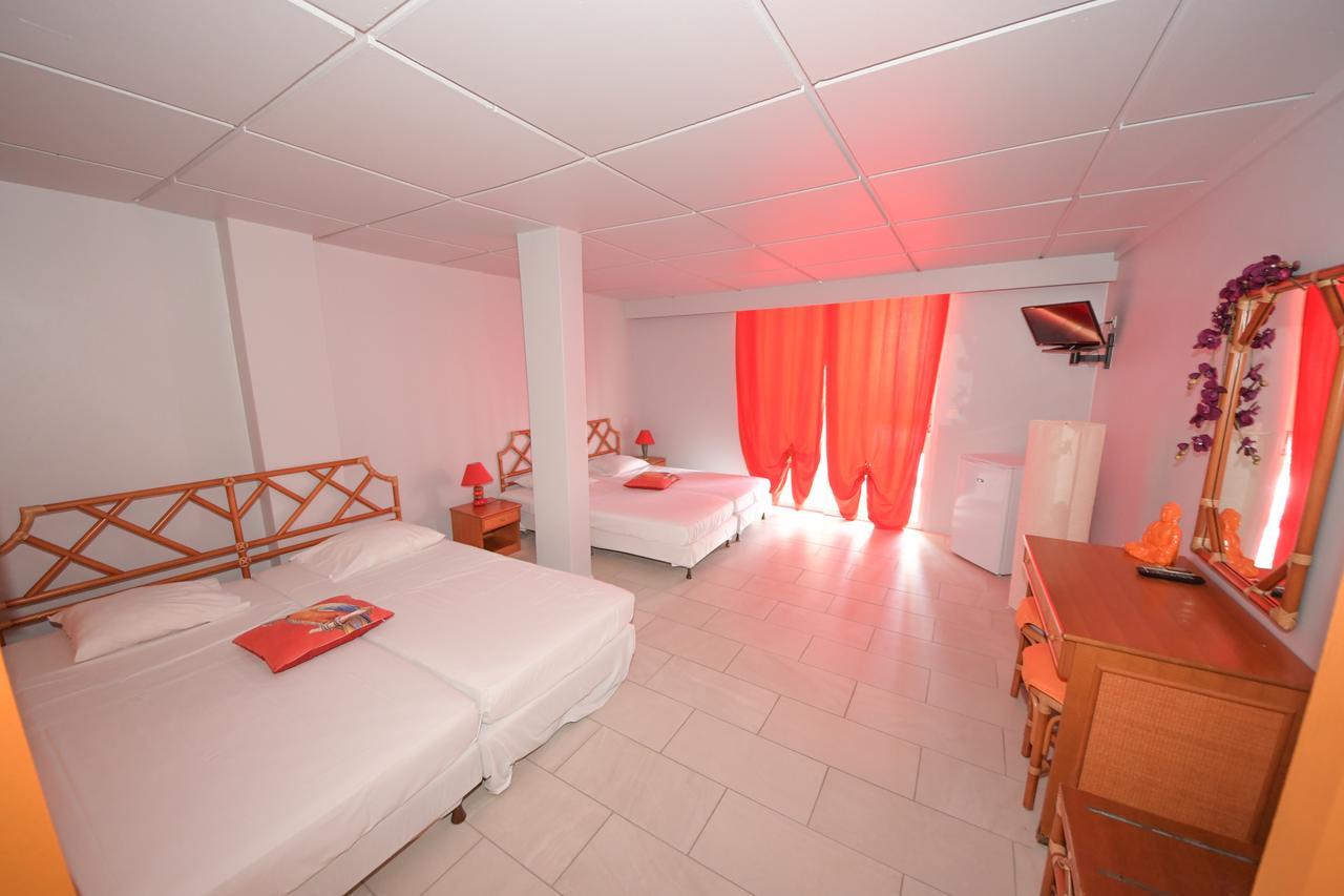 Hotel-Restaurant La Dunette Sainte-Anne Εξωτερικό φωτογραφία