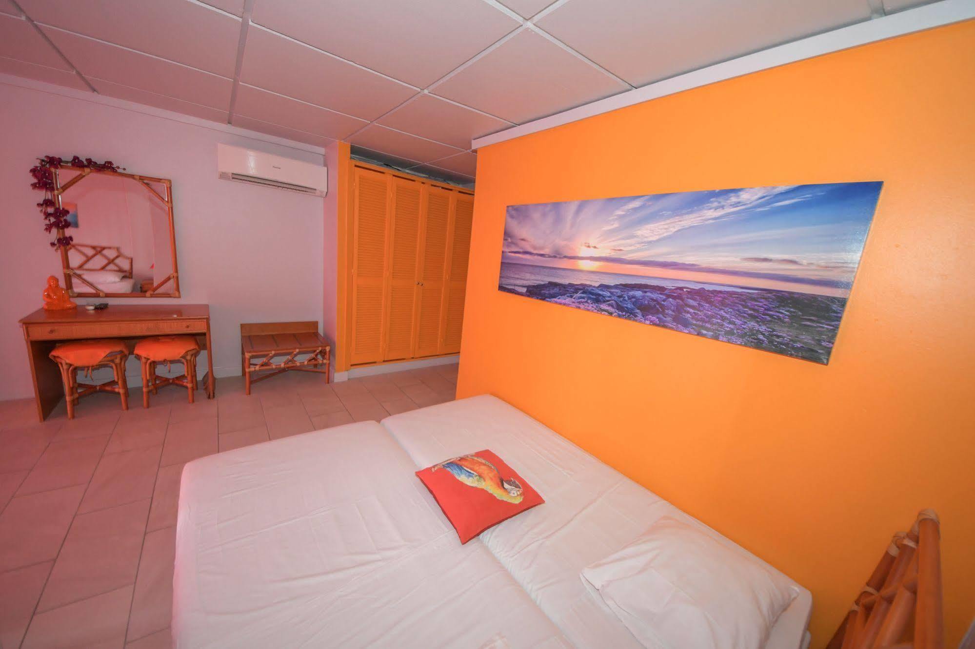 Hotel-Restaurant La Dunette Sainte-Anne Εξωτερικό φωτογραφία