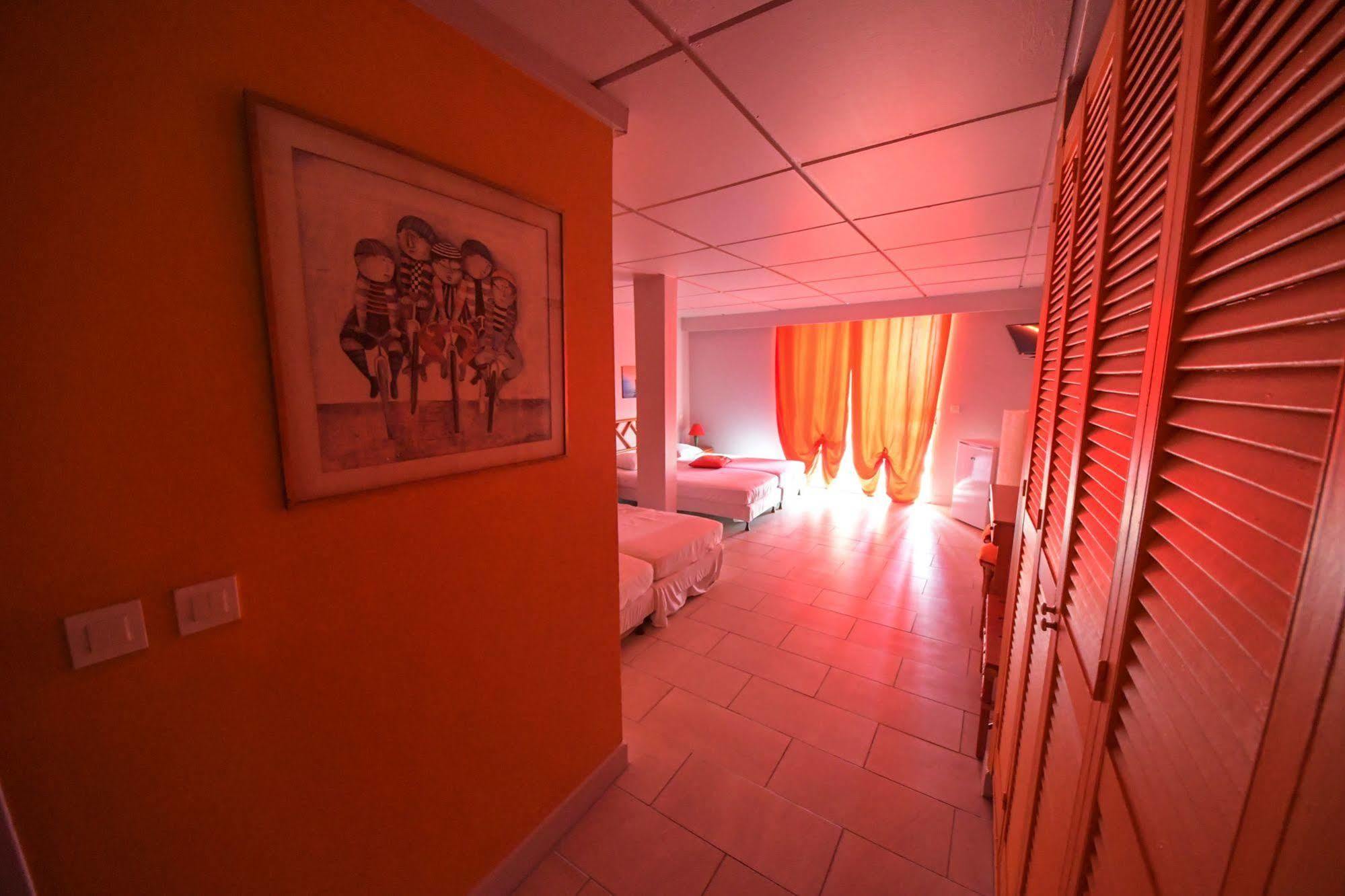 Hotel-Restaurant La Dunette Sainte-Anne Εξωτερικό φωτογραφία