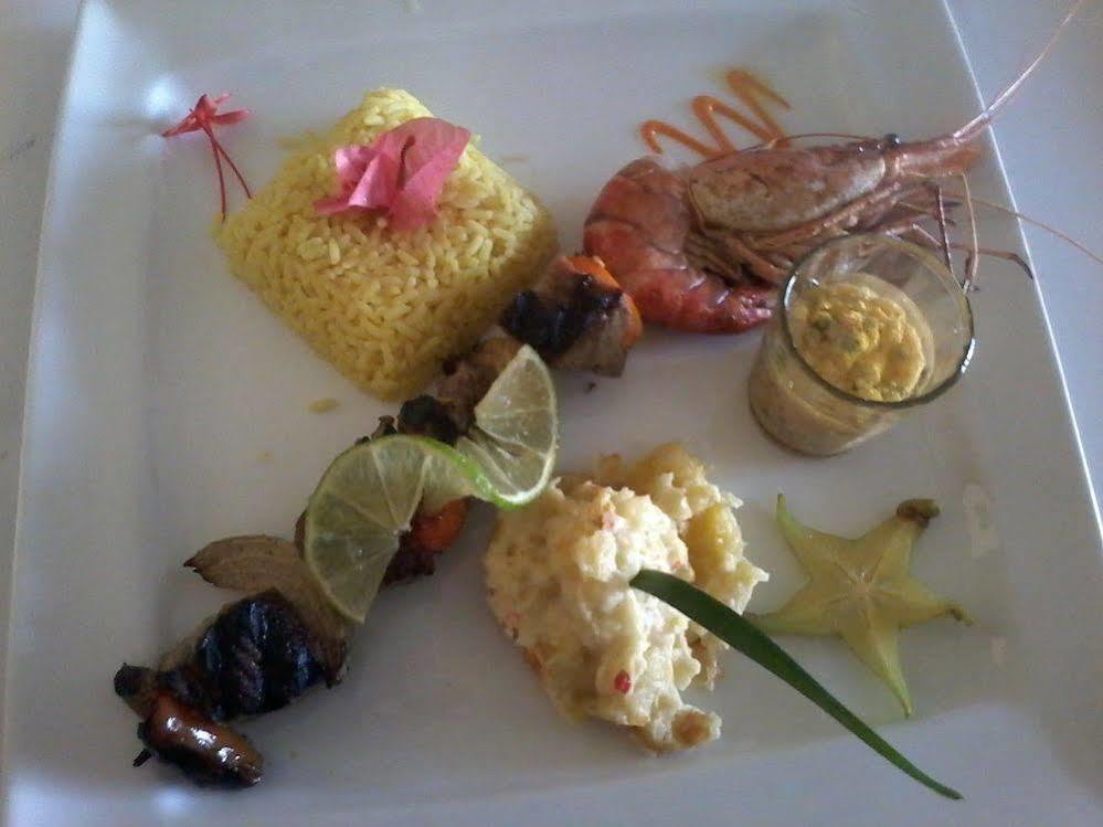 Hotel-Restaurant La Dunette Sainte-Anne Εξωτερικό φωτογραφία